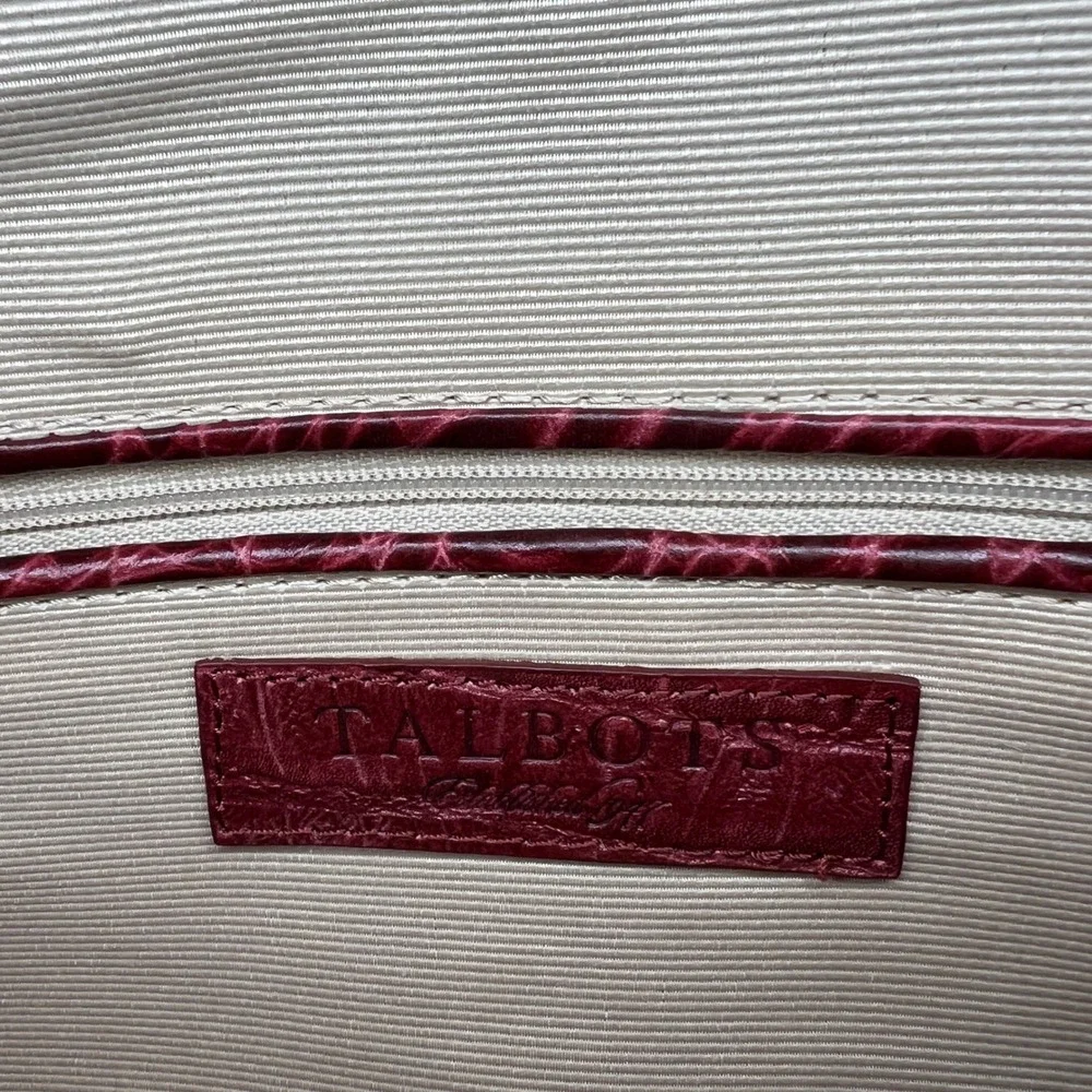 Talbots Burgundy Crocodile Embossed Leather Wristlet‎ Clutch Bag Red Maroon